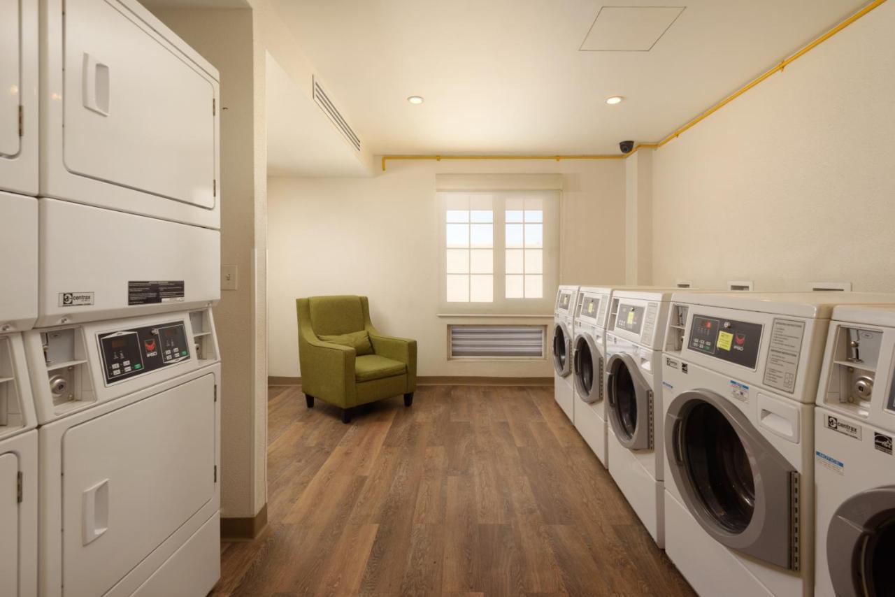 Extended Suites Tijuana Macroplaza Ngoại thất bức ảnh