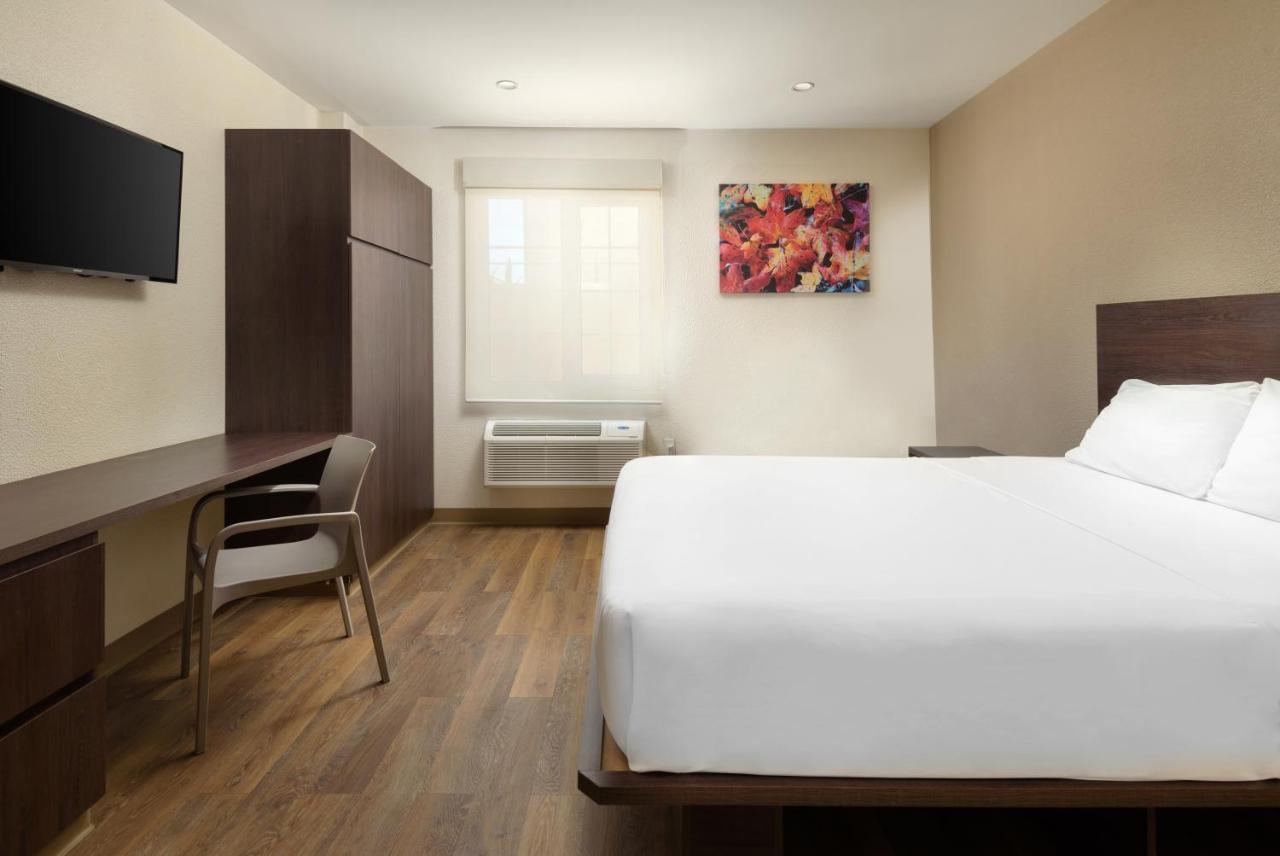 Extended Suites Tijuana Macroplaza Ngoại thất bức ảnh