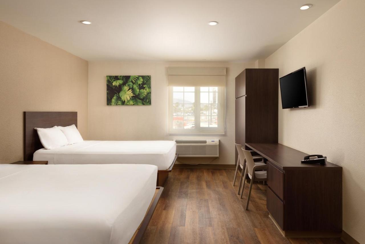 Extended Suites Tijuana Macroplaza Ngoại thất bức ảnh