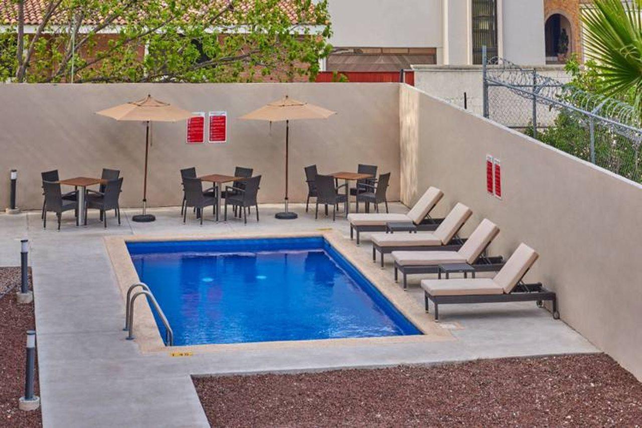 Extended Suites Tijuana Macroplaza Ngoại thất bức ảnh